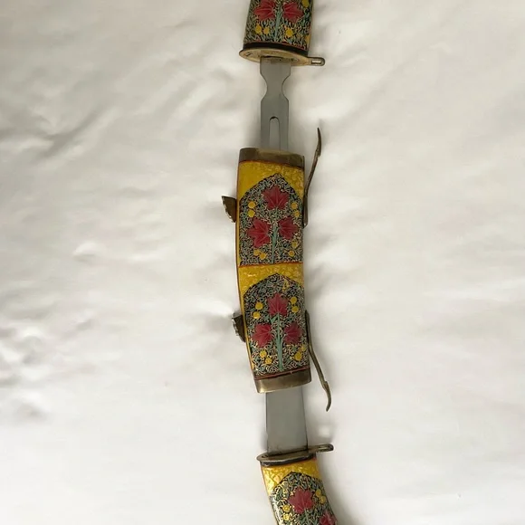 Vintage Fish Knife & Fork Carving Set in a fish shaped wood & brass stand - Picture 6 of 9